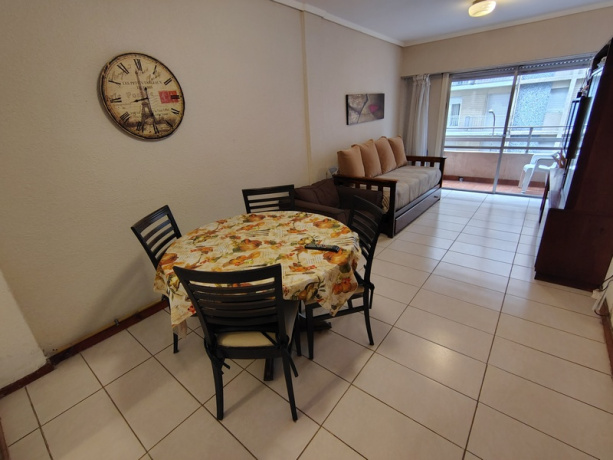 2241 2A Arenales, Mar del Plata 7600, 1 Bedroom Bedrooms, ,1 BathroomBathrooms,Departamento,Alquiler de vacaciones,Paris,Arenales ,2,1001