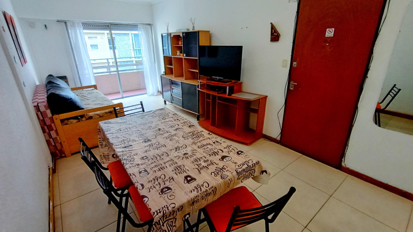 2241 arenales, plaza colon, Mar del Plata 7600, 1 Bedroom Bedrooms, ,1 BathroomBathrooms,Departamento,Alquiler de vacaciones,paris,arenales ,3,1036